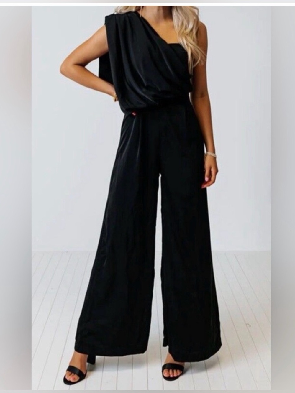 DO+BE Black One Shoulder Jumpsuit S Black Semi Formal